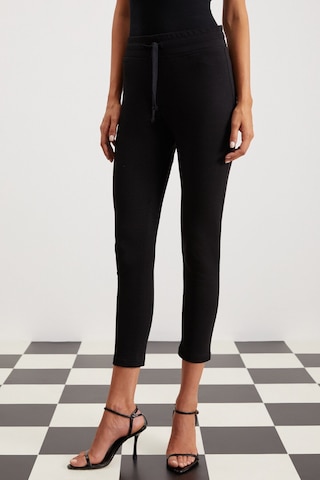 Judy Kadın Slim Fit Beli Lastikli Bağlamalı Basic Siyah Tayt