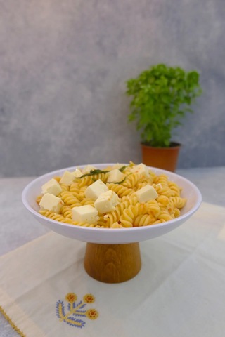 Macaroni Ahşap Ayaklı 22,5 Cm Melamin Servis Tabağı, Çukur Sunum
