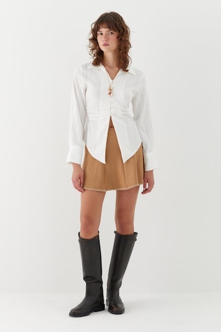 Nakış Detaylı Süet Etek Bej Bej