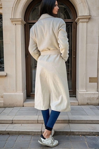 Ekru, Şal Yaka, Cepli, Kuşak Detaylı, Astarsız, Uzun Kaban Ekru