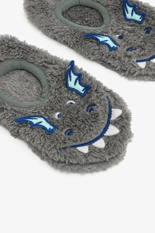 Penti Gri Erkek Çocuk Dragon Nakışlı Aksesuarlı Kaymaz Taban Ev Patiği