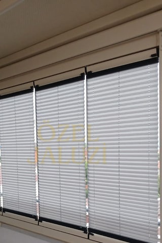 Beyaz Cam Balkon Ve Ofis Plisse Perde Plain001 Beyaz