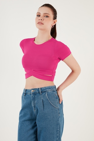 Lela Fitilli Bel Detaylı Kısa Kollu Dar Kesim Crop Bayan Bluz 5864211 Fuşya