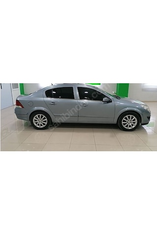 Opel Astra H Sedan Paslanmaz Krom Cam Çıtası 4 Parça 2004-2011