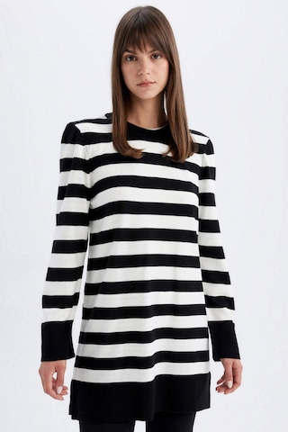 Defacto Regular Fit Bisiklet Yaka Çizgili Yırtmaçlı Uzun Kollu Triko Kazak Tunik Z9007AZ24AUBK81 Siyah