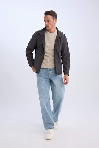 DeFacto Slim Fit Dar Kesim Kapüşonlu Astarlı Fermuarlı Cepli Mevsimlik Mont D7451AX25SPAR104
