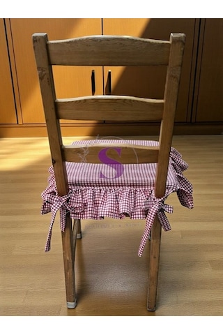 Kırmızı Pitikareli Buldan Yıkanmıs Keten 4 Tarafı Fırfırlı Sandalye Minderi Çok Renkli