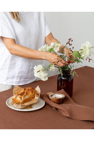 Wellstil Premium Masa Örtüsü Kahverengi