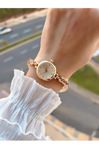 Coliseum Çelik Ve Taşlı Kordon Vintage Seri Küçük Kasa Özel Tasarım Kadın Kol Saati Sp.8933.m5 Sarı