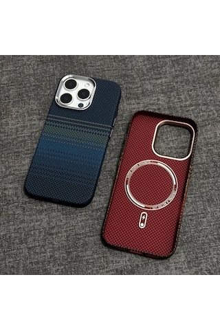 Apple Uyumlu iPhone 17 Pro Max İle Kılıf Magsafe Şarj Özellikli Karbon Fiber Görünümlü Şık Tasarımlı 1.5 Mm Sert Pc Kapak Turuncu