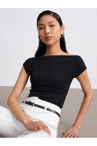 Dilvin 32839 Geniş Yaka Basic T-shirt-siyah