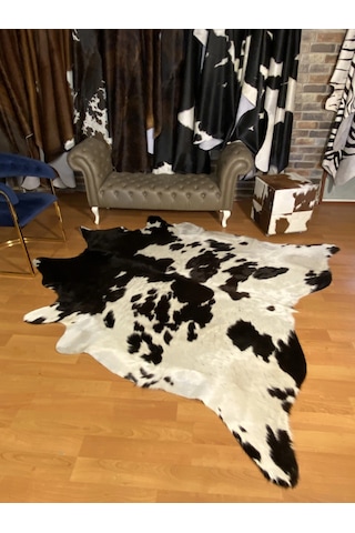 Hakiki Deri Dana Postu - Siyah Beyaz - 220 X 240 Cm - 2260701000094