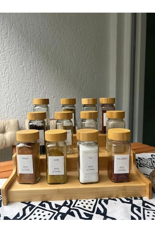 12 Li Bambu Kapaklı Cam Kare Etiketli Formlu Baharatlık Takımı Serpme Başlıklı Baharatlık Set Bej