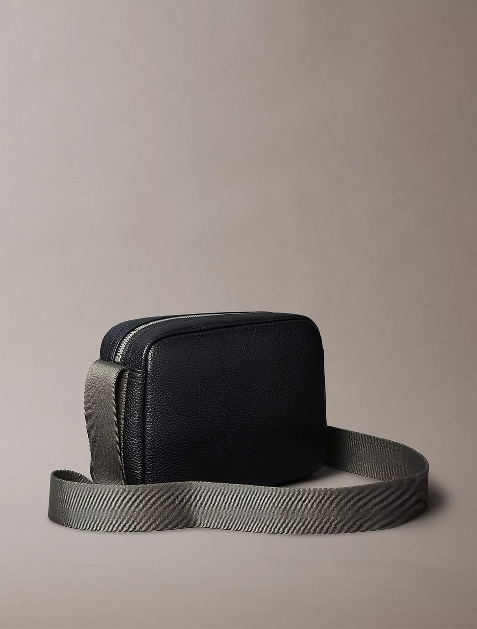 Calvin Klein Erkek Çapraz Çanta Lv04g3081gub1 Siyah