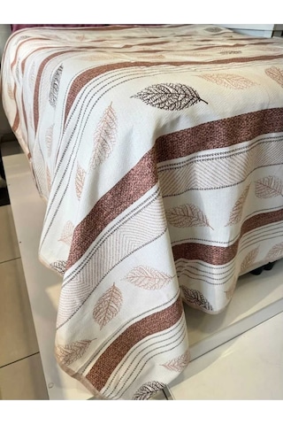 Kahverengi Yaprak Desenli Tek Kişilik Pike 160x240 Cm Doğal Tonlarda Şıklık Ve Konfor Renkli