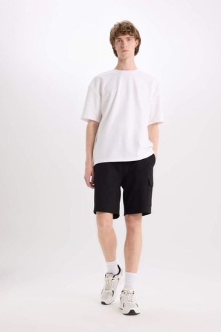 DeFacto Regular Fit Dokulu Düz Paça Kargo Cepli Basic Düz Şort B8796AX25SMBK81
