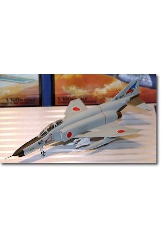 Tamiya 1:100 Mcdonnell Douglas F-4ej Plastic Model Savaş Uçağı