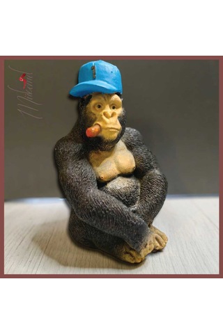 Benzersiz Şapkalı Goril Figürü El Yapımı Koleksiyonluk Sanat