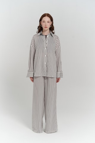 Beatrix Kahve Çizgili Ekru Gömlek Pantolon Takım Kahve