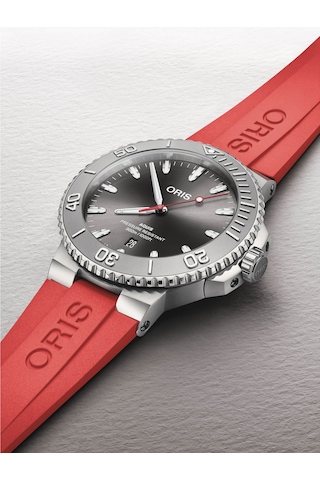 Oris Aquis Date Relief 43.50 Mm Otomatik Saat 01 733 7789 4153-07 Kırmızı