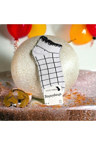 Shopiolog Sevimli Marul Desenli Bilek Çorabı Desen3 Siyah - Beyaz