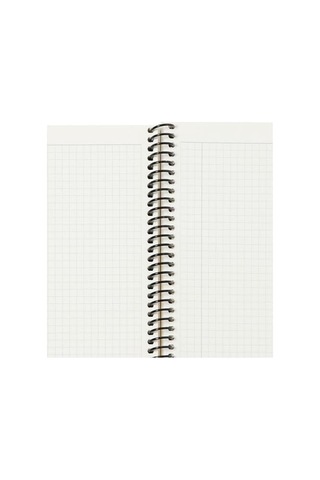 80 Yaprak Kareli Hafif Kağıt Stickerli Defter, Şort, 18.5x25cm