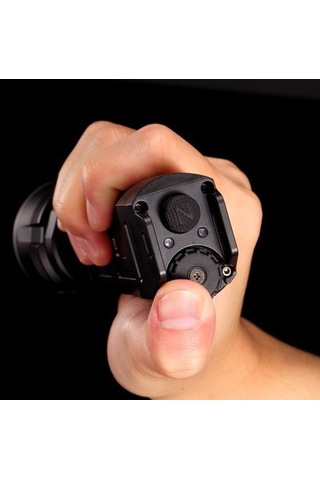 Nitecore P36 2000 Lumen El Feneri (2x18650) Siyah