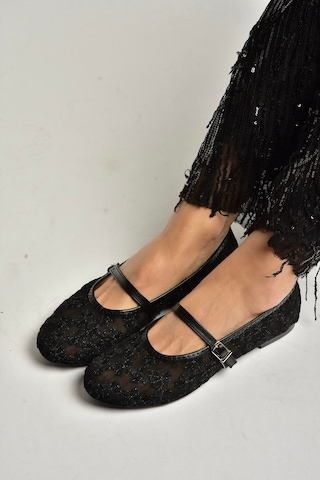 Fox Shoes Y726711415 Siyah File Çiçek Motif İşlemeli Kadın Babet Siyah