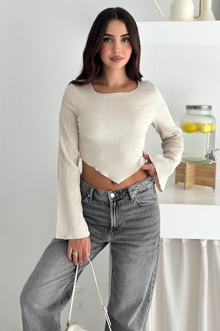 Noa & Noa İspanyol Kol Ribanalı Sivri Etek Uçlu Crop Bluz Modern & Vücuda Oturan Stil Bej