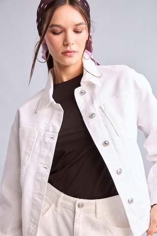 Defacto Regular Fıt Gabardin Ceket H7632ax26smwt83 Beyaz-wt83