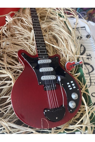 Elektro Gitar El Yapımı Ahşap Minyatür Hediyelik Biblo 25 Cm Quee