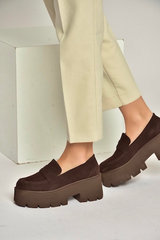 Fox Shoes Y272972502 Kahverengi Süet Kalın Tabanlı Günlük Kadın Ayakkabı Kahverengi