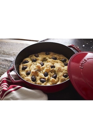 STAUB La Cocotte Sote Tenceresi Döküm 24 Cm Kırmızı