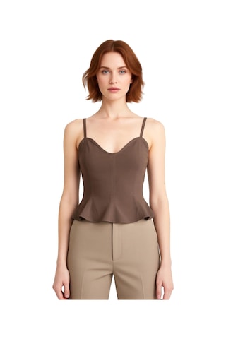 Ersefa Kadın Dokuma Bluz Peplum Detaylı Kalp Yaka Kolsuz Gabardin Kumaş Açık Kahverengi