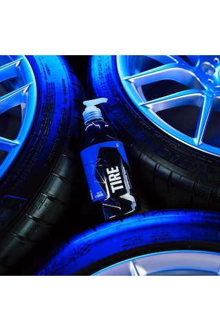 Gyeon Q² Tire Lastik Parlatıcı Ve Koruyucu Jel - Seramik Bazlı Lastik Teker Cilası Pompalı 500 Ml