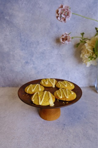 Justwood Ligna Melamin Ahşap Rölyefli 23 Cm Lucca Ayaklı Pasta Tabağı, Servis Tabağı, Sunumluk Koyu Kahverengi