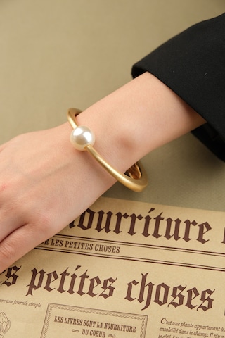 Çildan Womens Gold Özel Tasarım İnci Detaylı Kelepçe Bileklik Altın - Gold