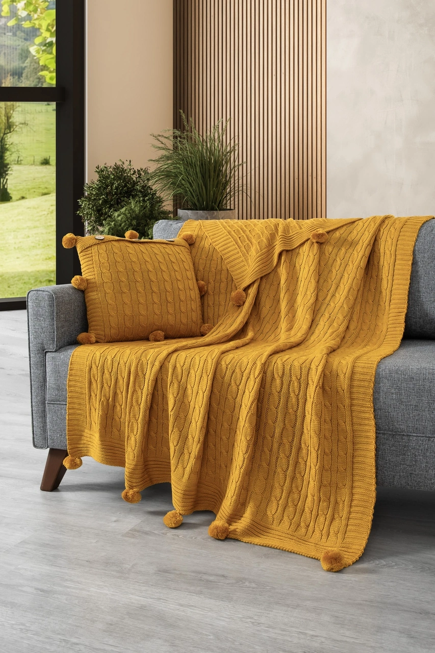 2'li Takım Ponponlu Triko Örme Kırlent Kılıfı & Tv Battaniyesi- Omuz & Koltuk Şalı Seti Hardal Hardal