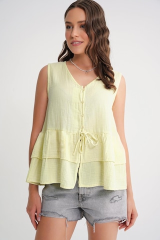 4722 Kadın V Yaka Fırfırlı Müslin Bluz Tereyağı Sarısı Tereyağı Sarısı