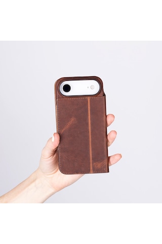 Bloomcase Sonat Mahogany Saddle Hakiki Deri iPhone Uyumlu 17 Air 6.5" Folio Kılıfı Kahverengi