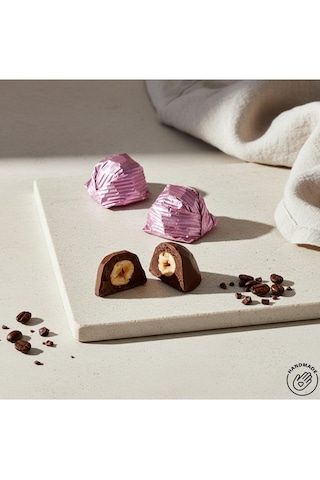 Nutat Pembe Sargılı Kristal Çikolata Fındık Kremalı & Bütün Fındıklı 500 Gr.