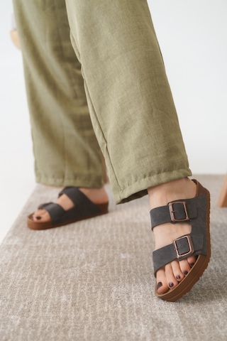 Daxtors Arizona Günlük Ortopedik Unisex Tokalı Terlik Kahverengi