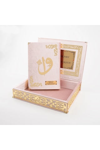 Raşel Kutulu Hediyelik Kuran-ı Kerim Orta Boy, Bebe Pembe, Elif-vav Gold Pleksi