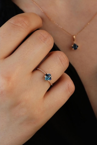 Oval Mavi Topaz Ve Pırlanta Yüzük 14 Ayar Rose Altın