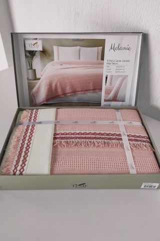 Tivoli Çift Kişilik Dantelli 4 Parça Pike Takımı Çeyizlik-melanie-kapuçino Pudra Pudra