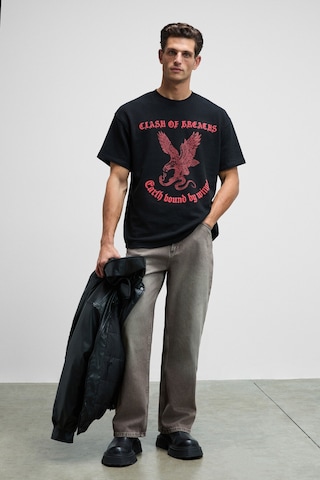 Grimelange GUSI Erkek Önü Kabaran Baskılı %100 Organik Pamuk Oversize Fit Bisiklet Yaka Siyah T-Shirt