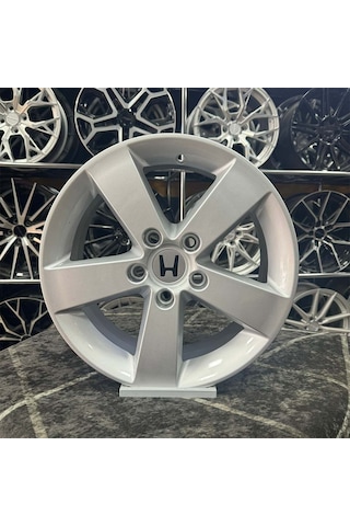 16" İnç 5x114.3 Civic Honda Uyumlu Gümüş Jant Takım 16" İnç 5x114.3 Civic Honda Uyumlu Gümüş Jant Takım
