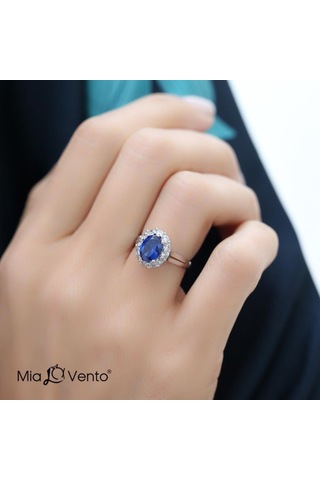 Mia Vento Tasarım Sentetik Safir Gümüş Yüzük