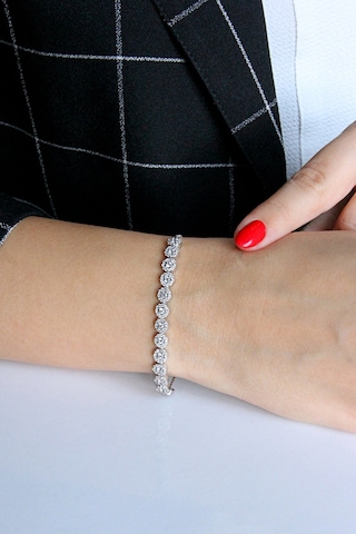Çiçek Motifli Gümüş Asansörlü Su Yolu Bileklik - B076701