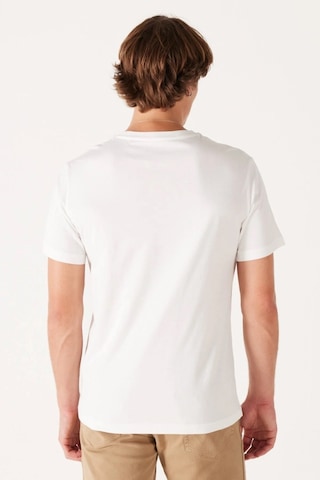 Wrangler Lightweight Ss 3color Log Beyaz Erkek Kısa Kol T-shirt Beyaz